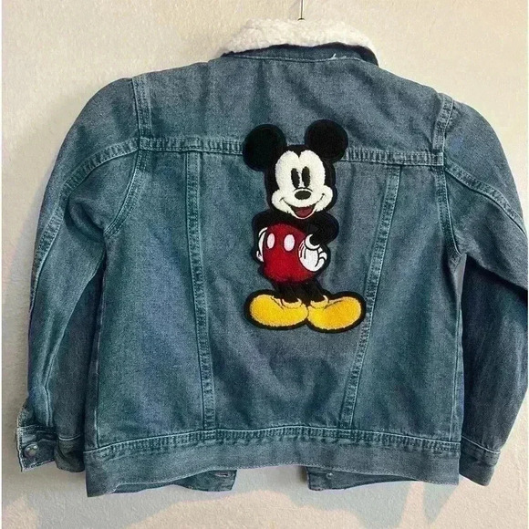 Disney - Picture 2 of 3